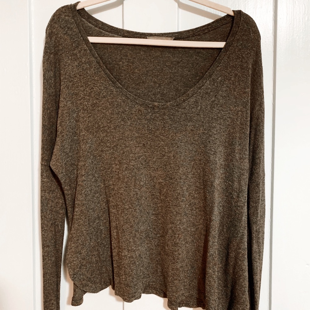 American Eagle Women’s Sweater